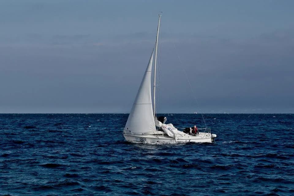 Парусная яхта Bavaria 46 — фото 1